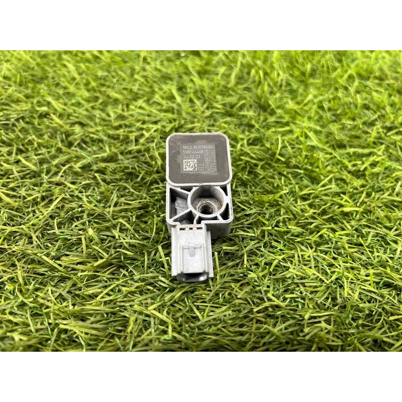 Датчик удара (электрика / датчики) CHEVROLET Spark M300 13502340