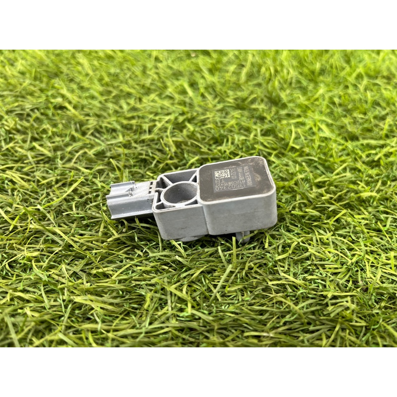 Датчик удара (электрика / датчики) CHEVROLET Spark M300 13502340