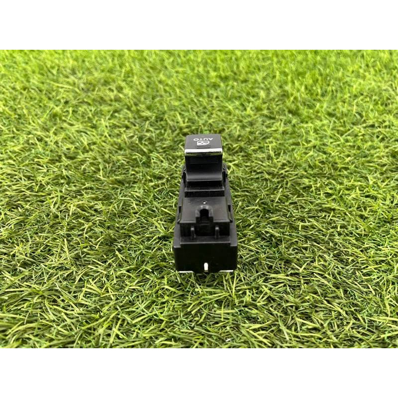 Кнопка стеклоподъемника (электрика / кнопки) Subaru OUTBACK B15 83071AL620