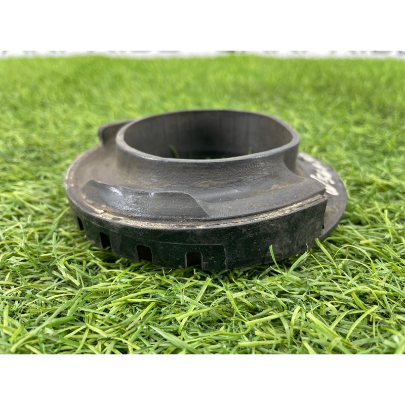 Проставка під пружину (підвіска) BMW 5-series F10 2011 3.0 N55B30 31336775582