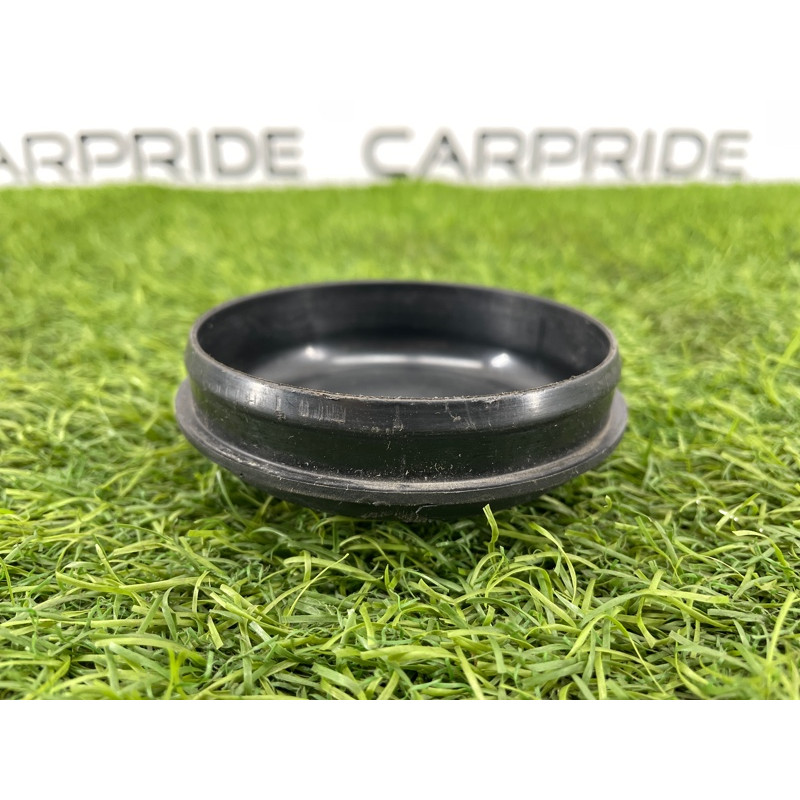 Пыльник (кузов и элементы) BMW 7-series E65 N62B44 31331090616