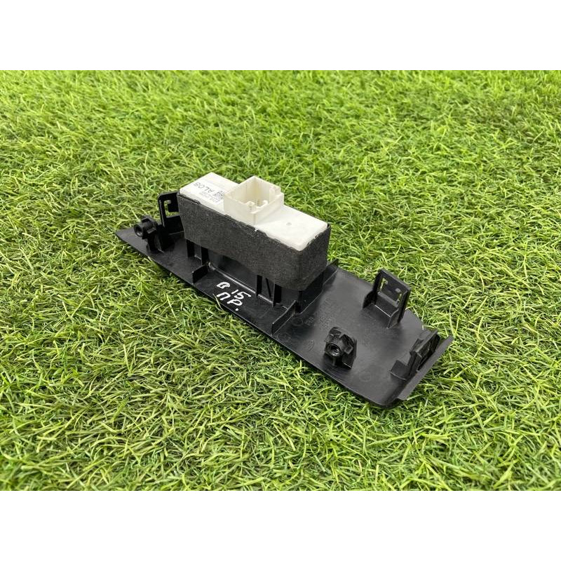 Кнопка стеклоподъемника (электрика / кнопки) Subaru OUTBACK B15 83071AL080