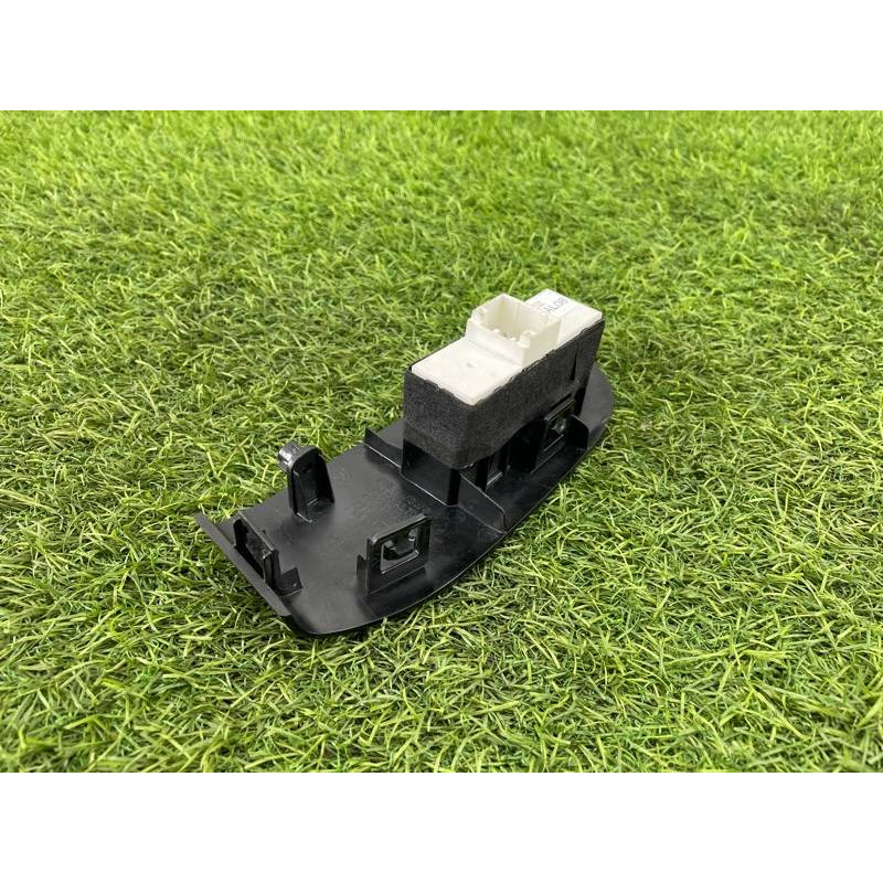 Кнопка стеклоподъемника (электрика / кнопки) Subaru OUTBACK B15 83071AL080