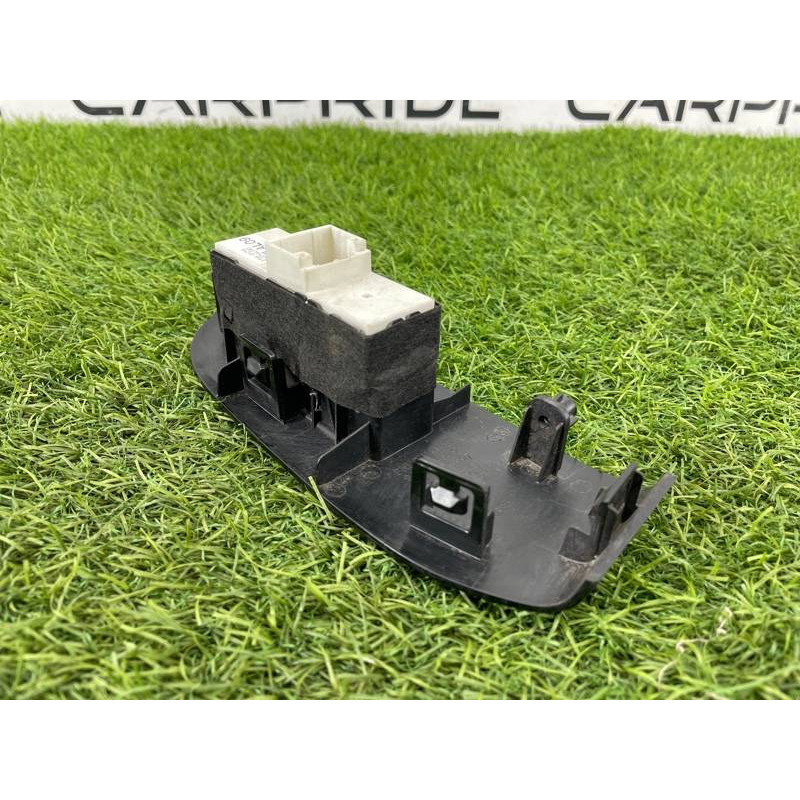 Кнопка стеклоподъемника (электрика / кнопки) Subaru OUTBACK B15 83071AL090