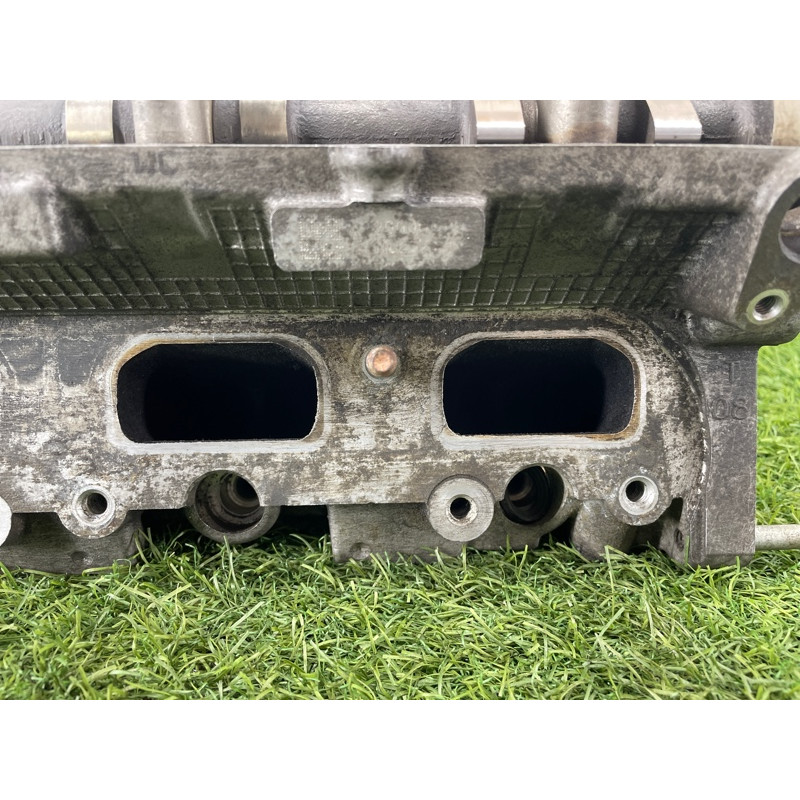 Головка блока цилиндров (двигатель и элементы) Hyundai Sonata YF 2013 2.4 221112g560