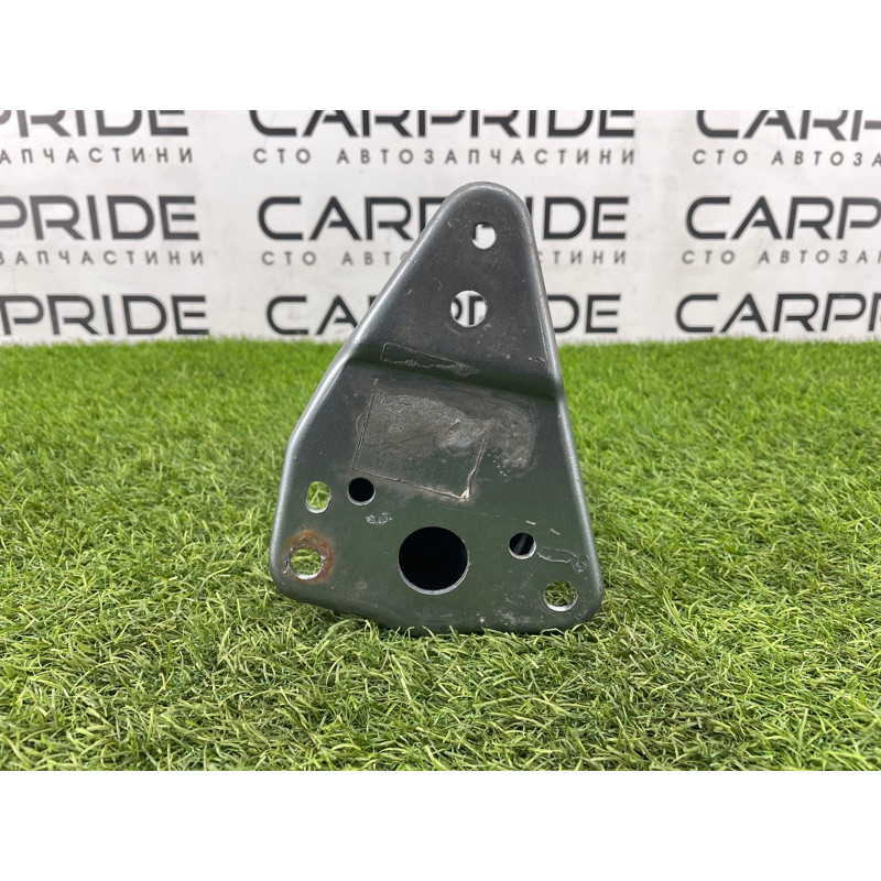 Кронштейн усилителя бампера (стекла и зеркала) PEUGEOT 607 1 2002 3.0i V6 7212GC