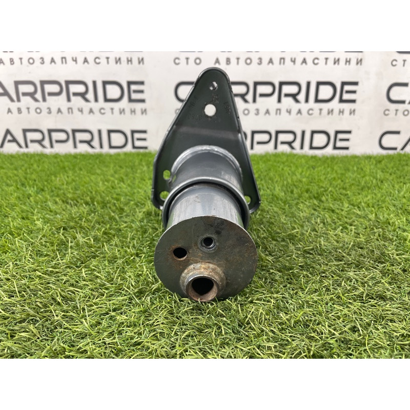 Кронштейн усилителя бампера (стекла и зеркала) PEUGEOT 607 1 2002 3.0i V6 7213ER