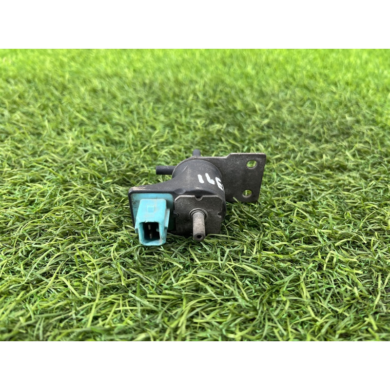 Вакуумный клапан (двигатель и элементы) PEUGEOT 607 1 2002 3.0i V6 1950500