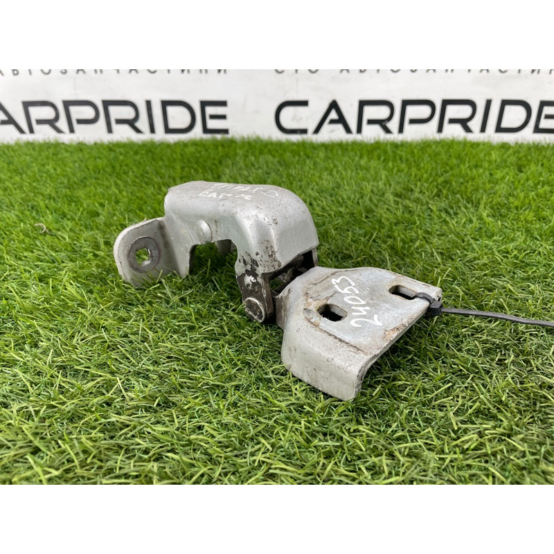 Петля двери (кузов и элементы) Opel Vivaro 1 2007 1.9 D 311772h