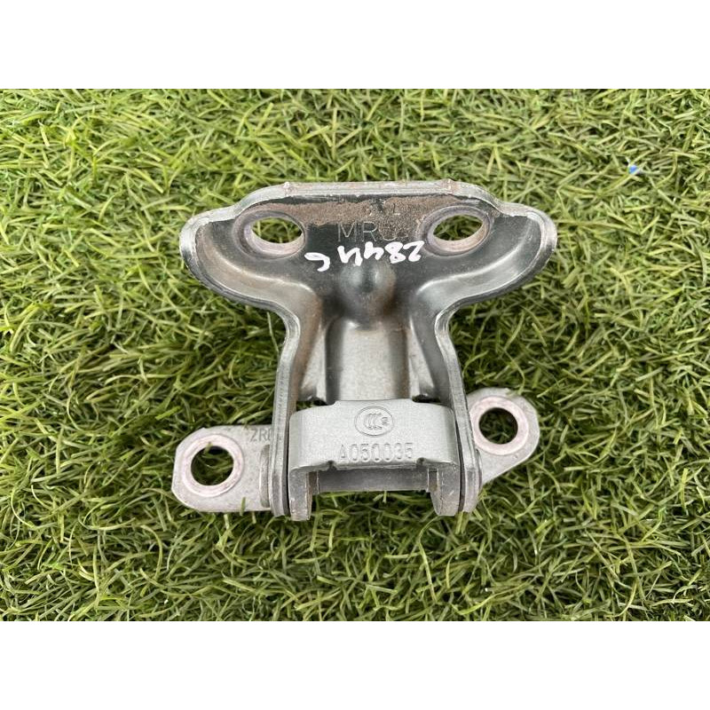 Петля дверей (кузов і елементи) Subaru Forester SJ 2014 2.5 60479FJ011