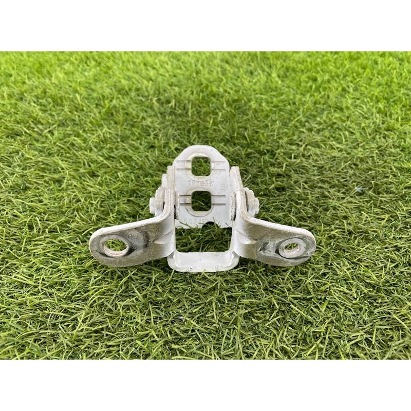 Петля двери (кузов и элементы) Jeep Compass MK49 2011 2.4 5074257AB