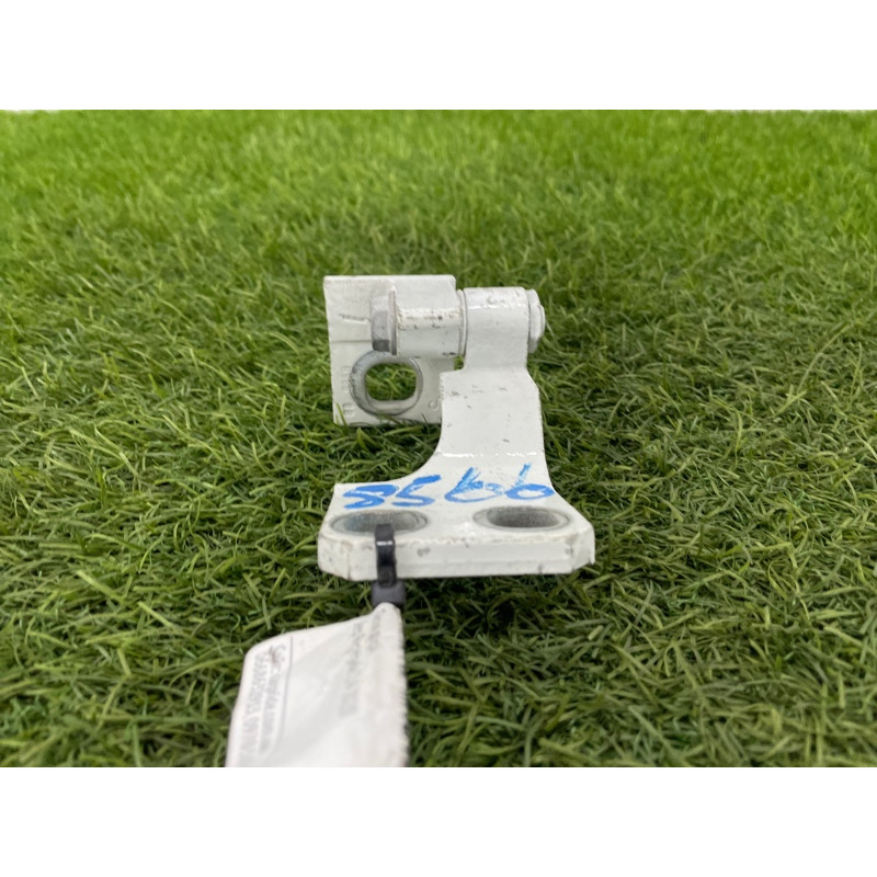 Петля двери (кузов и элементы) Jeep Renegade BU 2020 2.4