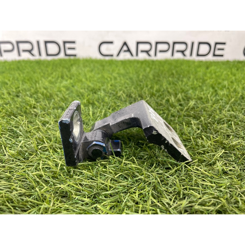 Петля двери (кузов и элементы) Dodge Dart PF 2014 2.4 68082432AE