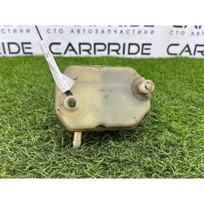 Бачок тормозной жидкости (тормозная система) BMW 3-series E30 34321114840