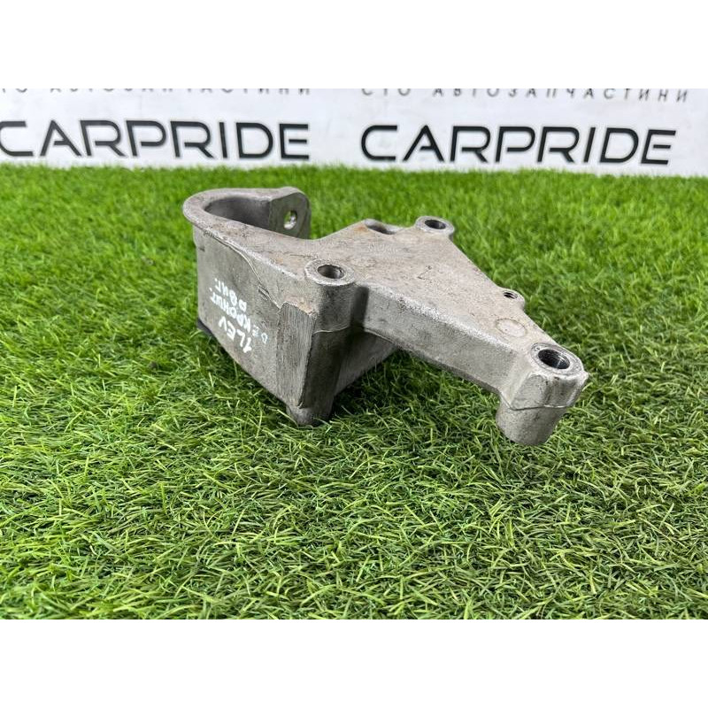 Кронштейн двигателя (кронштейны двигателя) PEUGEOT 607 1 2002 3.0i V6 1807K3