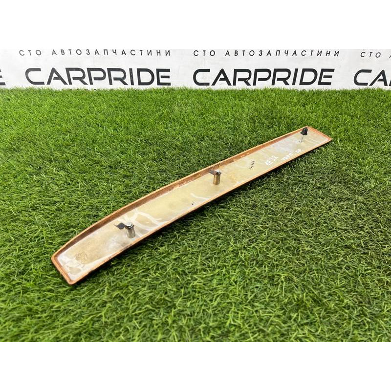 Декоративная накладка торпедо (салон) BMW 7-series E32 1990 M70b50 51458111142