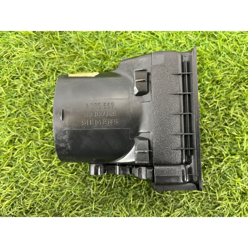 Дефлектор воздуховода (салон) BMW 7-series E32 1990 M70b50 64221375559