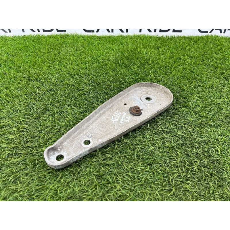 Кронштейн подрамника (подвеска) BMW 5-series E60 2004 M54B22 33316764887