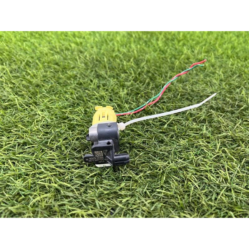 Датчик удара (электрика / датчики) Nissan Juke F15 2011 1.6 K88301EA0A