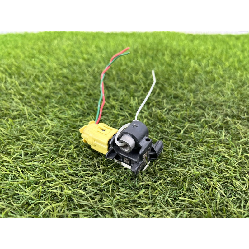 Датчик удара (электрика / датчики) Nissan Juke F15 2011 1.6 K88301EA0A