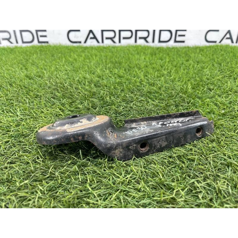 Кронштейн балки (подвеска) BMW 3-series E30 33321124466