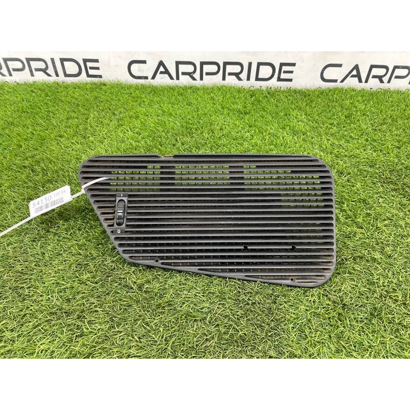 Дефлектор воздуховода (салон) BMW 5-series E34 64221384066