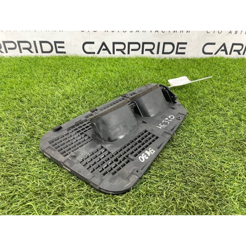 Дефлектор воздуховода (салон) BMW 5-series E34 64221384066