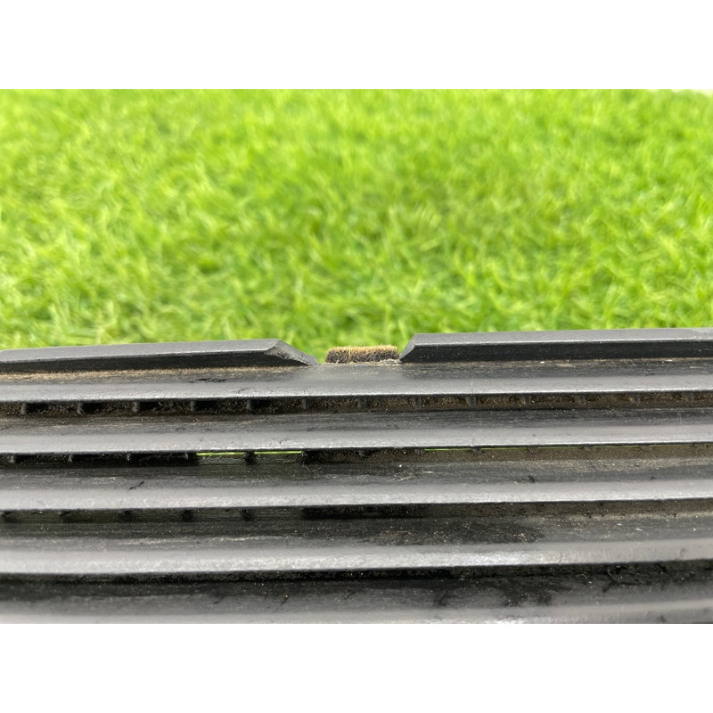 Дефлектор воздуховода (салон) BMW 5-series E34 64221384066