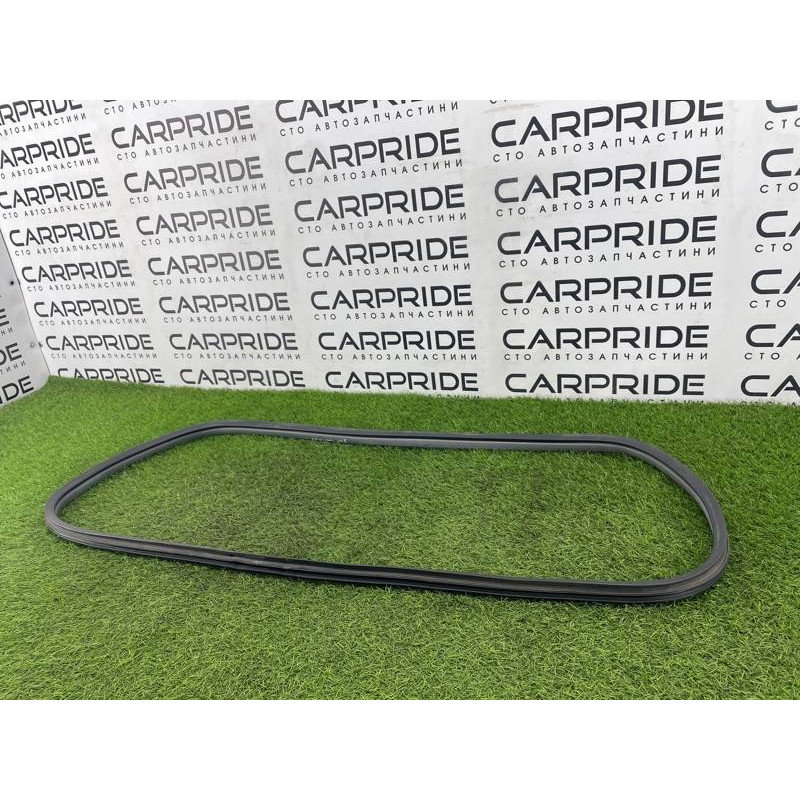 Уплотнитель стекла (кузов и элементы) Hyundai Santa Fe SM 2005 2.0 8719126000YD