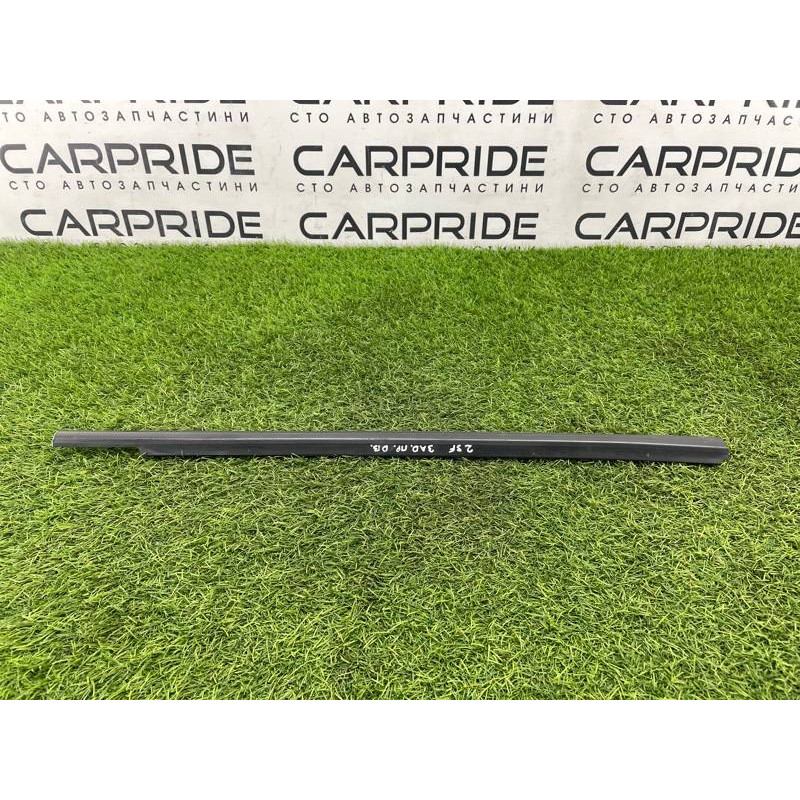 Молдинг стекла (кузов и элементы) Hyundai Santa Fe SM 2005 2.0 8322026000