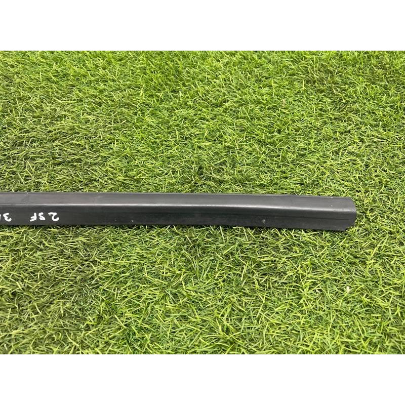 Молдинг стекла (кузов и элементы) Hyundai Santa Fe SM 2005 2.0 8322026000