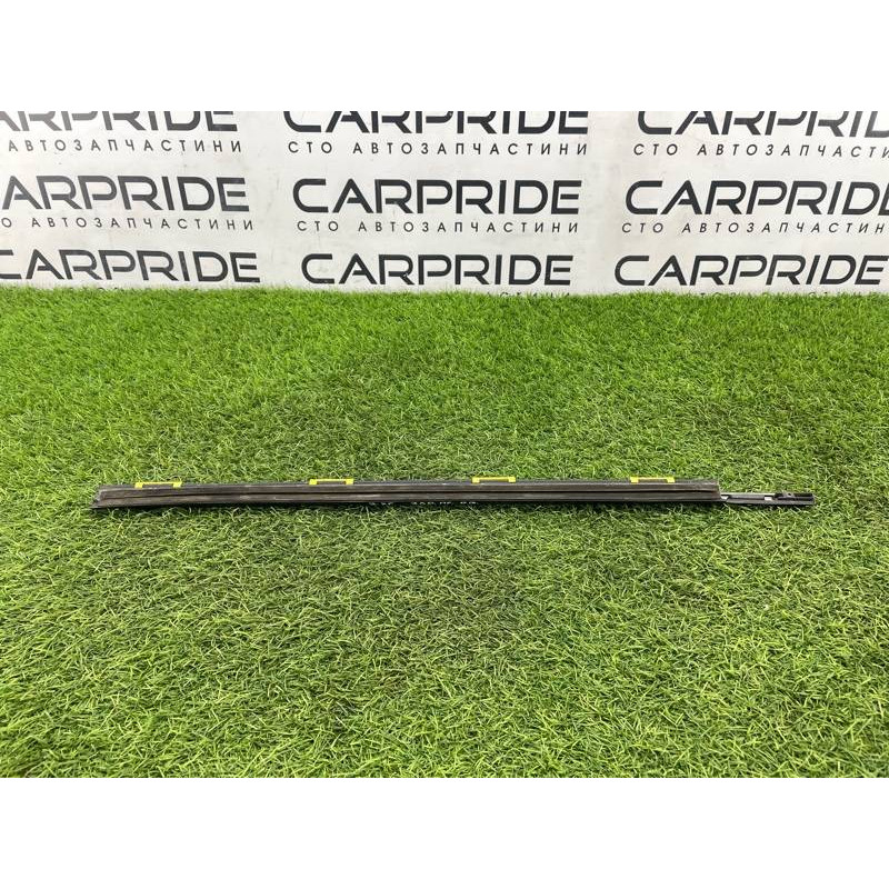 Молдинг стекла (кузов и элементы) Hyundai Santa Fe SM 2005 2.0 8322026000