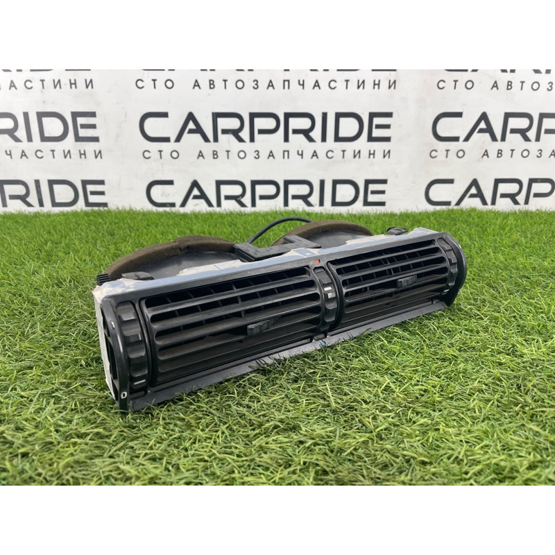 Воздуховод центральный (салон) BMW 7-series E32 64221390926