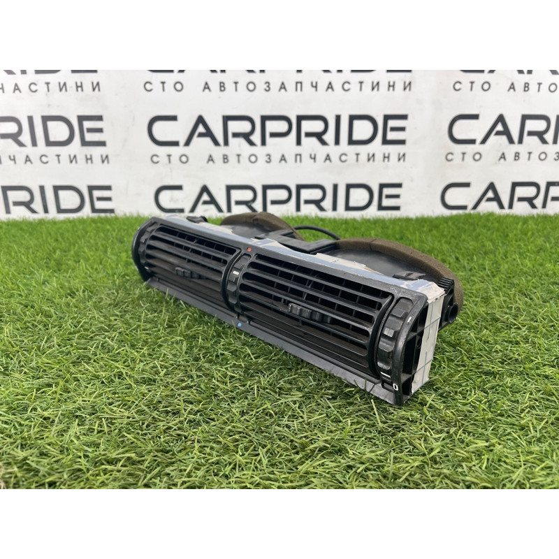 Воздуховод центральный (салон) BMW 7-series E32 64221390926