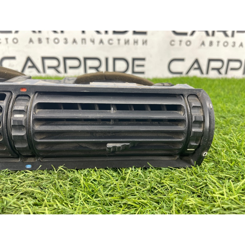 Воздуховод центральный (салон) BMW 7-series E32 64221390926