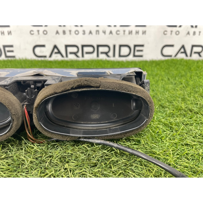 Воздуховод центральный (салон) BMW 7-series E32 64221390926