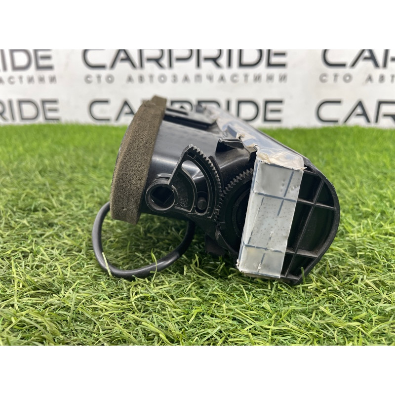 Воздуховод центральный (салон) BMW 7-series E32 64221390926