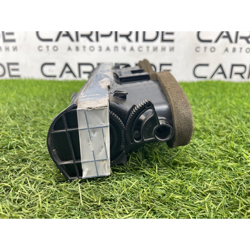 Воздуховод центральный (салон) BMW 7-series E32 64221390926