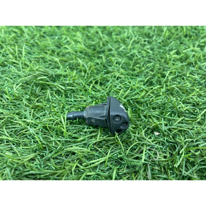 Форсунка омывателя (кузов и элементы) Hyundai Santa Fe SM 2005 2.0 9863026600