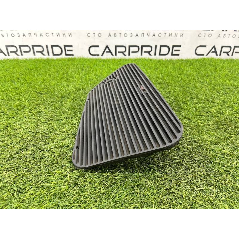 Воздуховод центральный (салон) BMW 7-series E32 64221379166