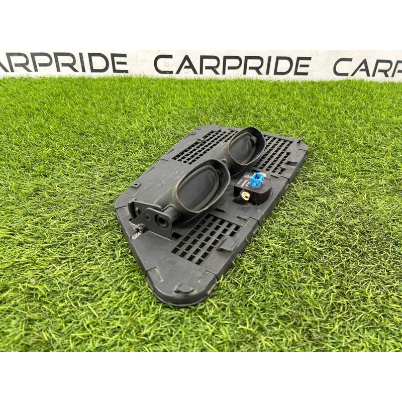 Воздуховод центральный (салон) BMW 7-series E32 64221379166