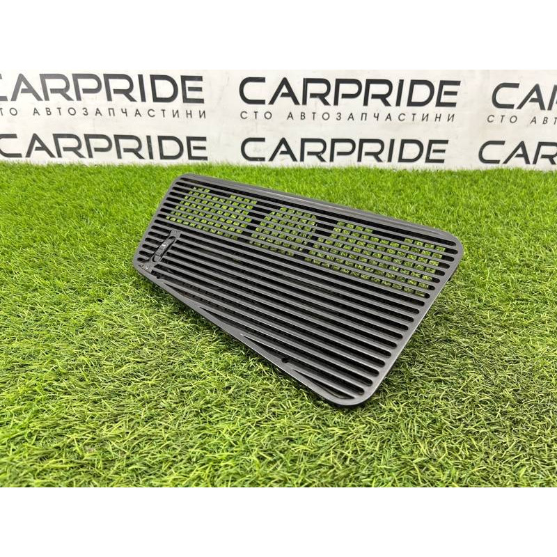 Воздуховод центральный (салон) BMW 7-series E32 1990 M70b50 64221379178