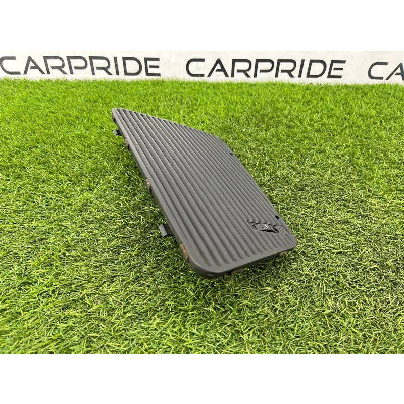 Воздуховод центральный (салон) BMW 7-series E32 1990 M70b50 64221379178