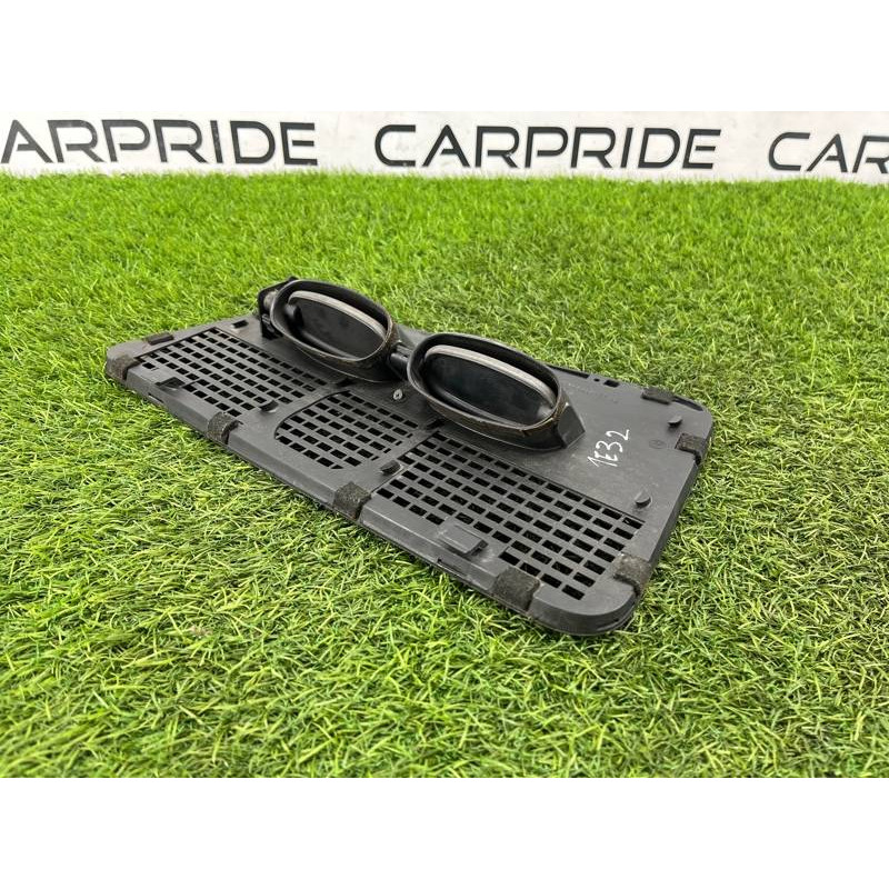 Воздуховод центральный (салон) BMW 7-series E32 1990 M70b50 64221379178