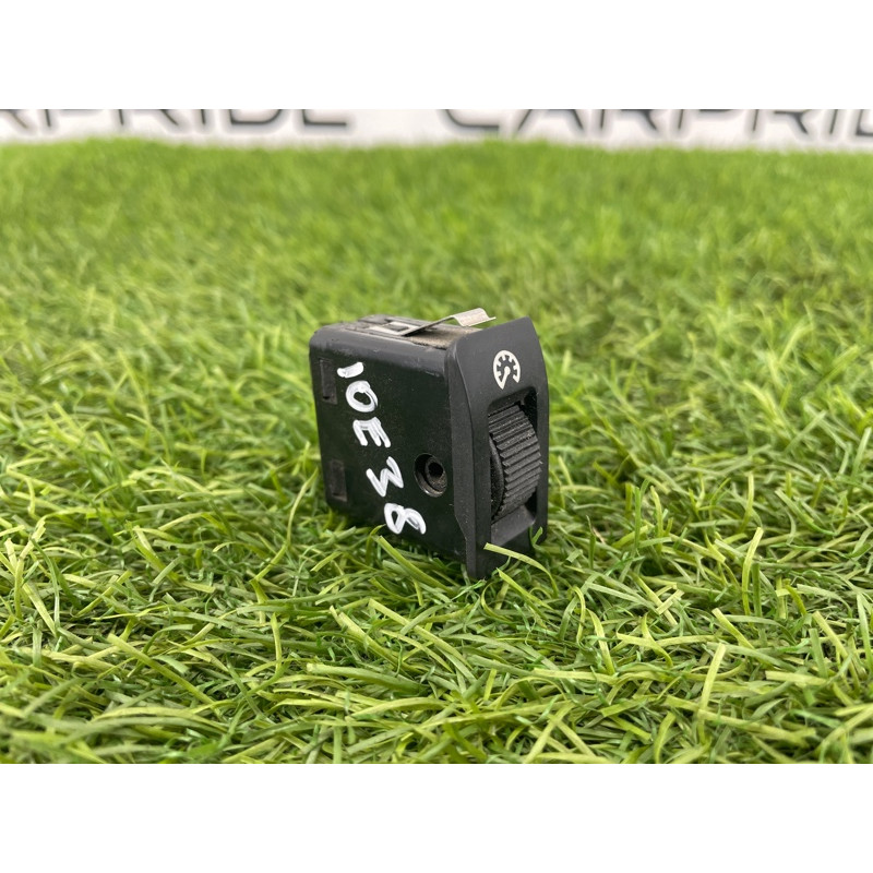 Кнопка освещения панели приборов (электрика / кнопки) BMW X5 E53 M57d30 61318352216