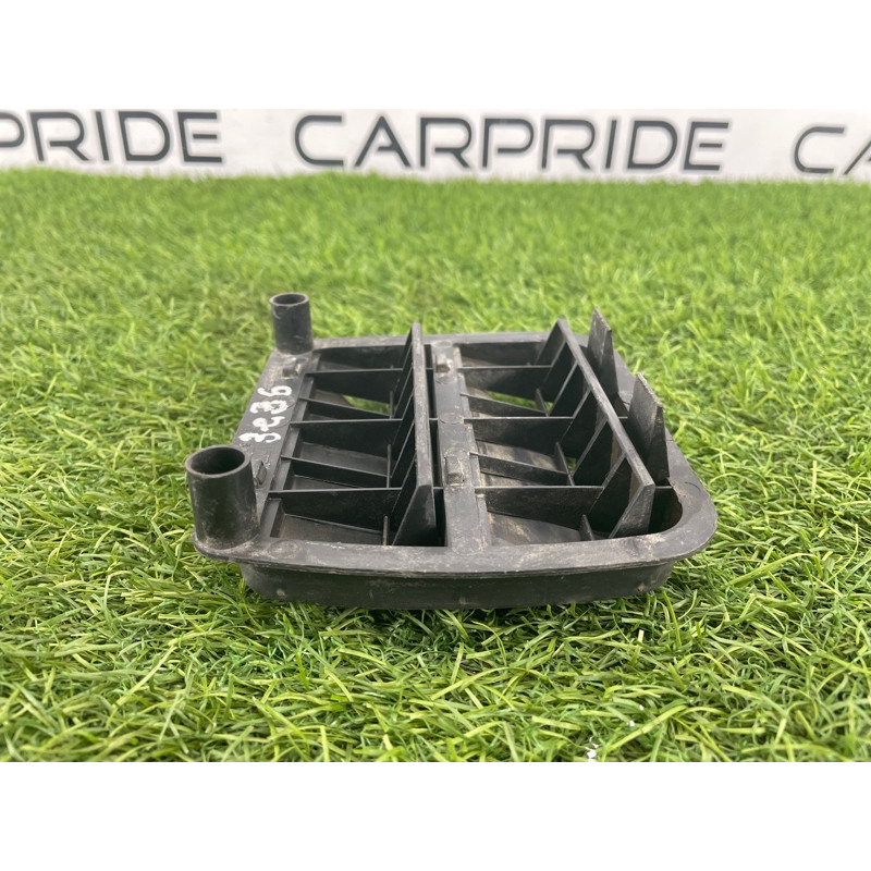 Клапан вентиляции салона (кузов и элементы) BMW 3-series E36 1998 M51d25 64228390234