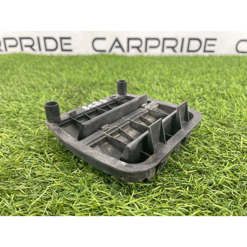 Клапан вентиляции салона (кузов и элементы) BMW 3-series E36 1998 M51d25 64228390234