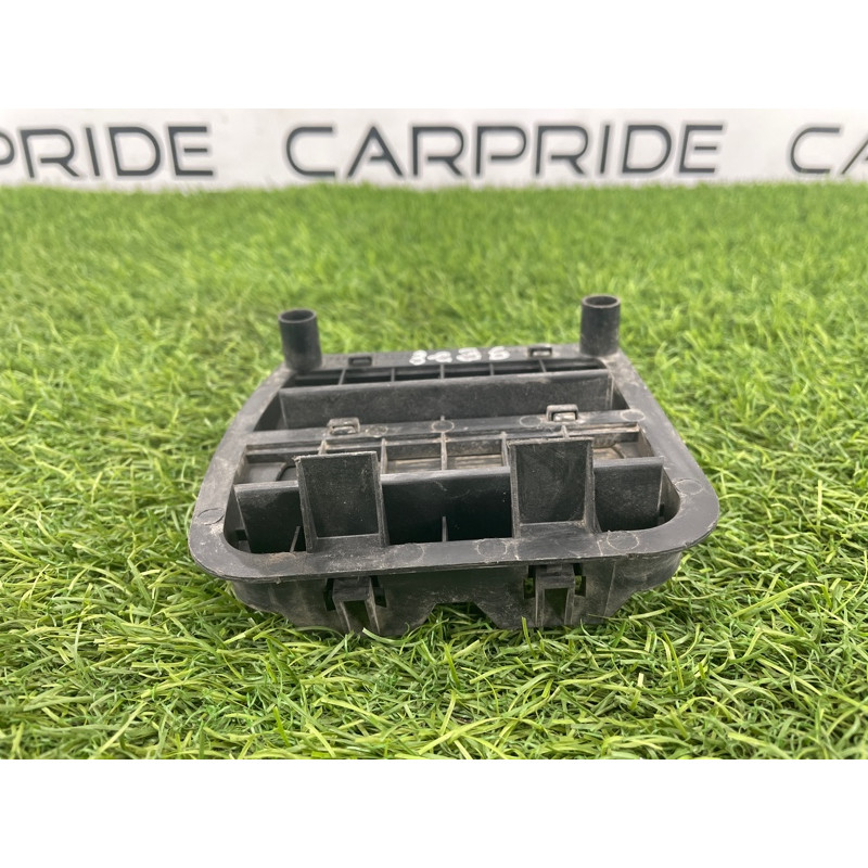 Клапан вентиляции салона (кузов и элементы) BMW 3-series E36 1998 M51d25 64228390234