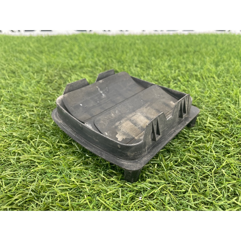 Клапан вентиляции салона (кузов и элементы) BMW 3-series E36 1998 M51d25 64228390234