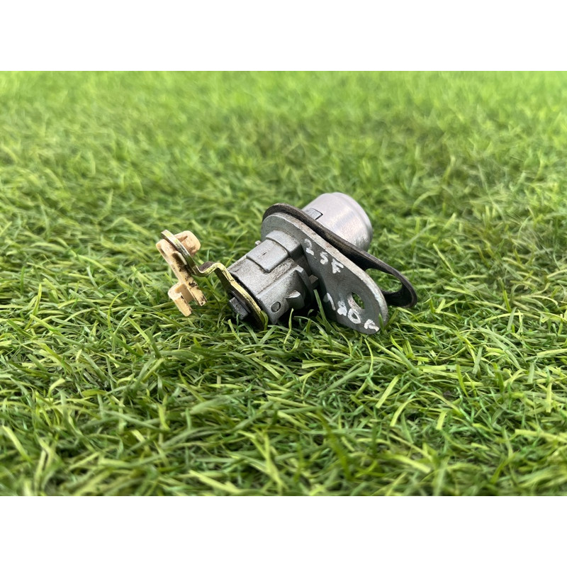 Замок багажника (кузов и элементы) Hyundai Santa Fe SM 2005 2.0 8125026A00